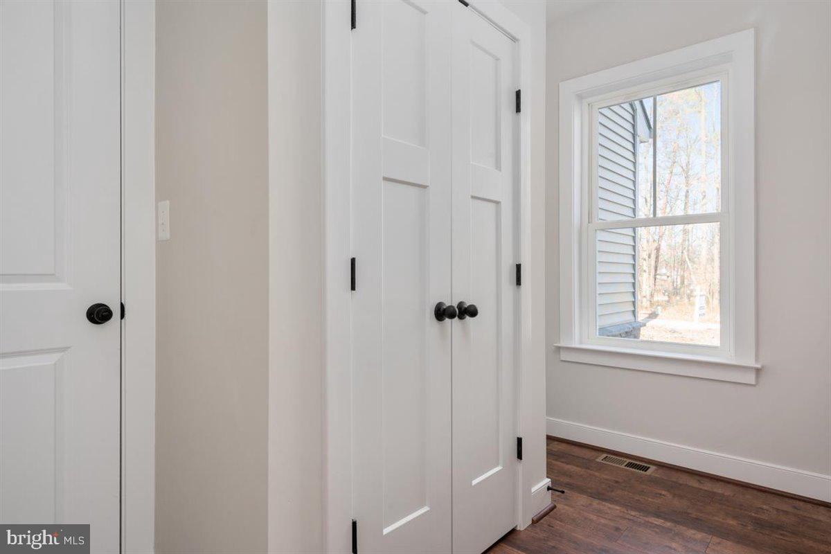 77 Magothy Beach Road Pasadena, MD 21122 - Photo 22 of 44 1st Floor Panty