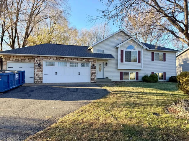 $299,900 | 1041 Sunwood Park Lane, Waite Park, MN 56387