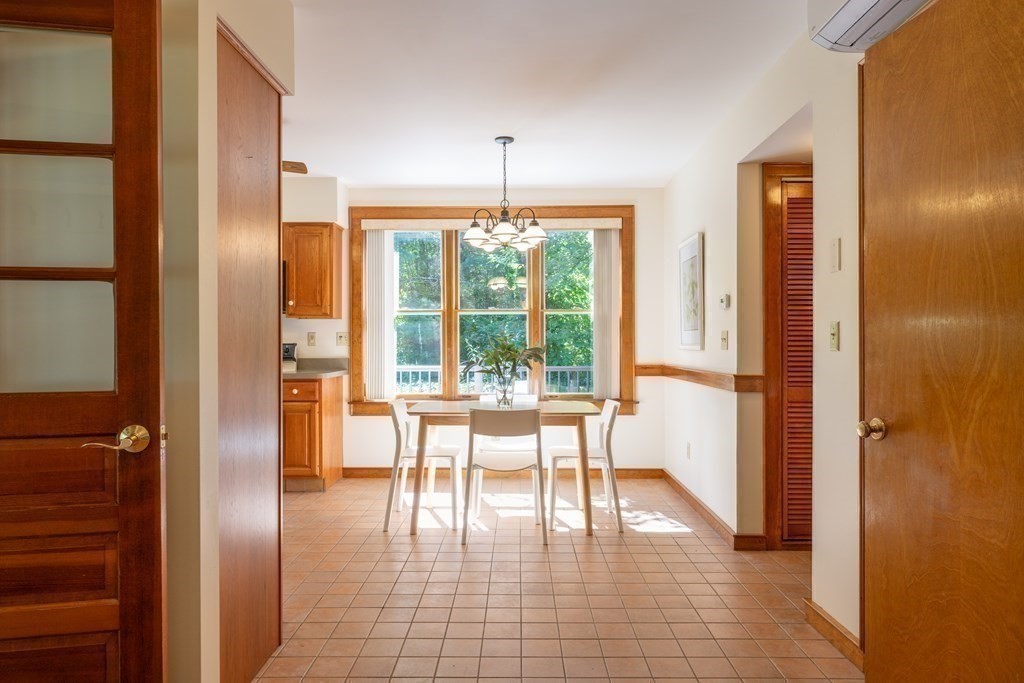 47 North Farms Road Northampton, MA 01062 - Photo 8 of 42