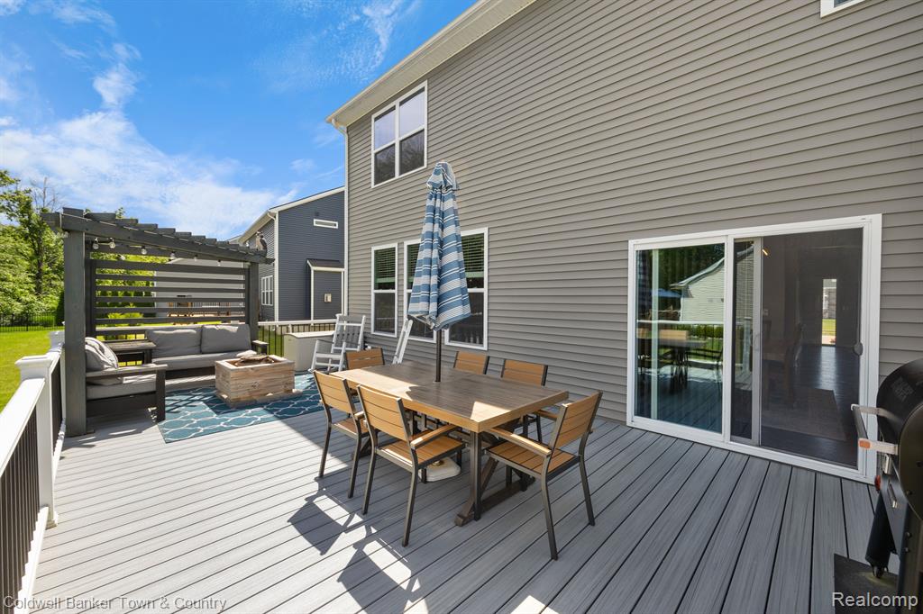 1228 Cannonade Loop Howell, MI 48843 - Photo 6 of 49 Gallery Image 6