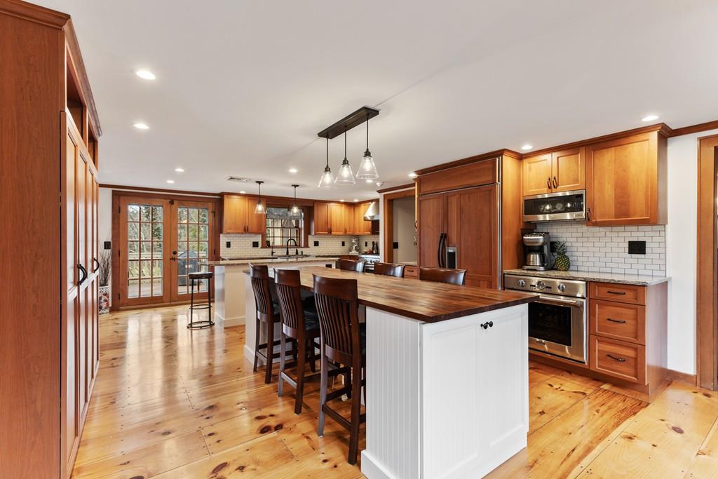 27 Hopestill Brown Road Sudbury, MA 01776 - Photo 4 of 42 Gallery Image 4