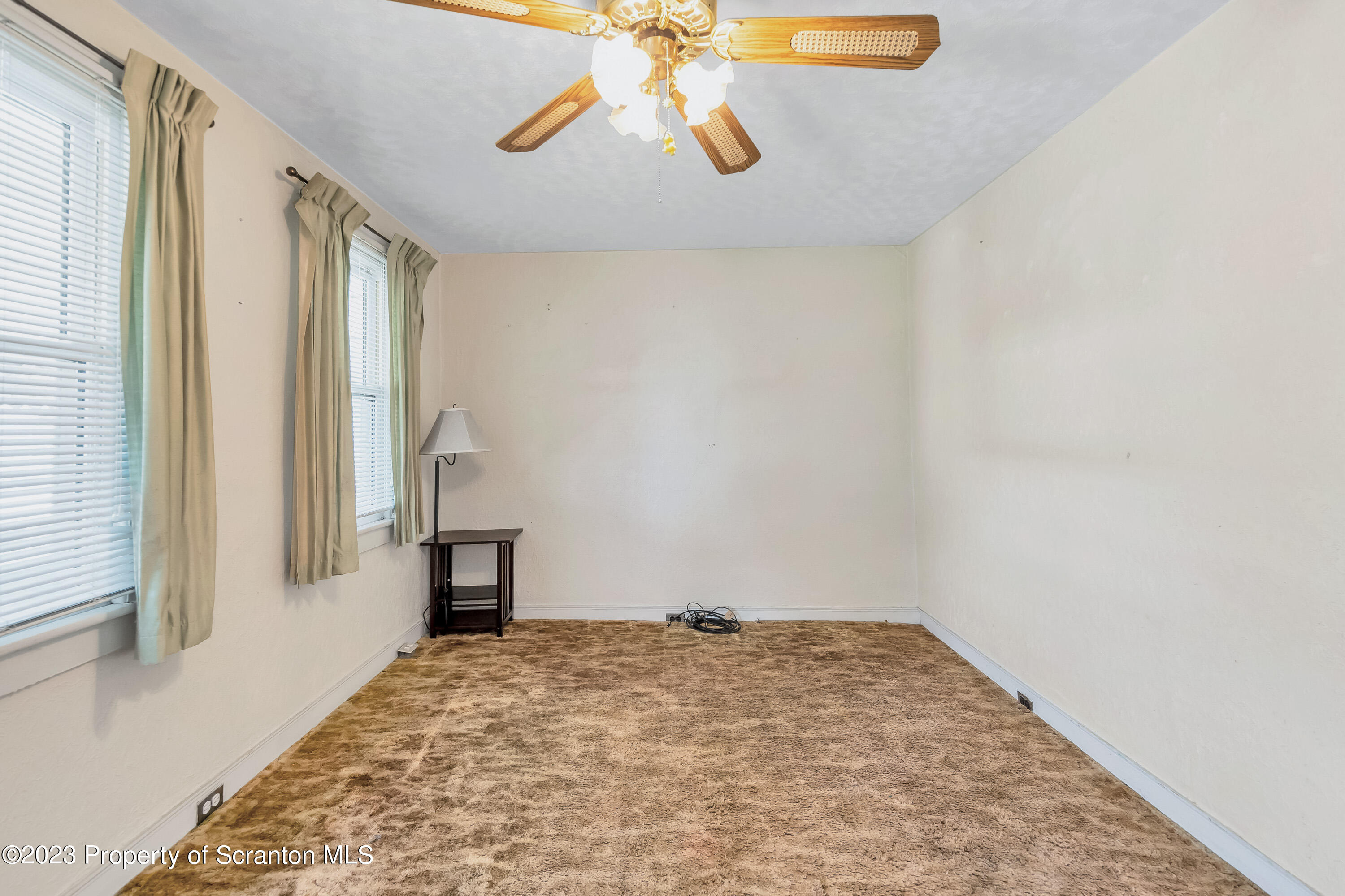 920 Roland Avenue Scranton, PA 18504 - Photo 2 of 20 Gallery Image 2