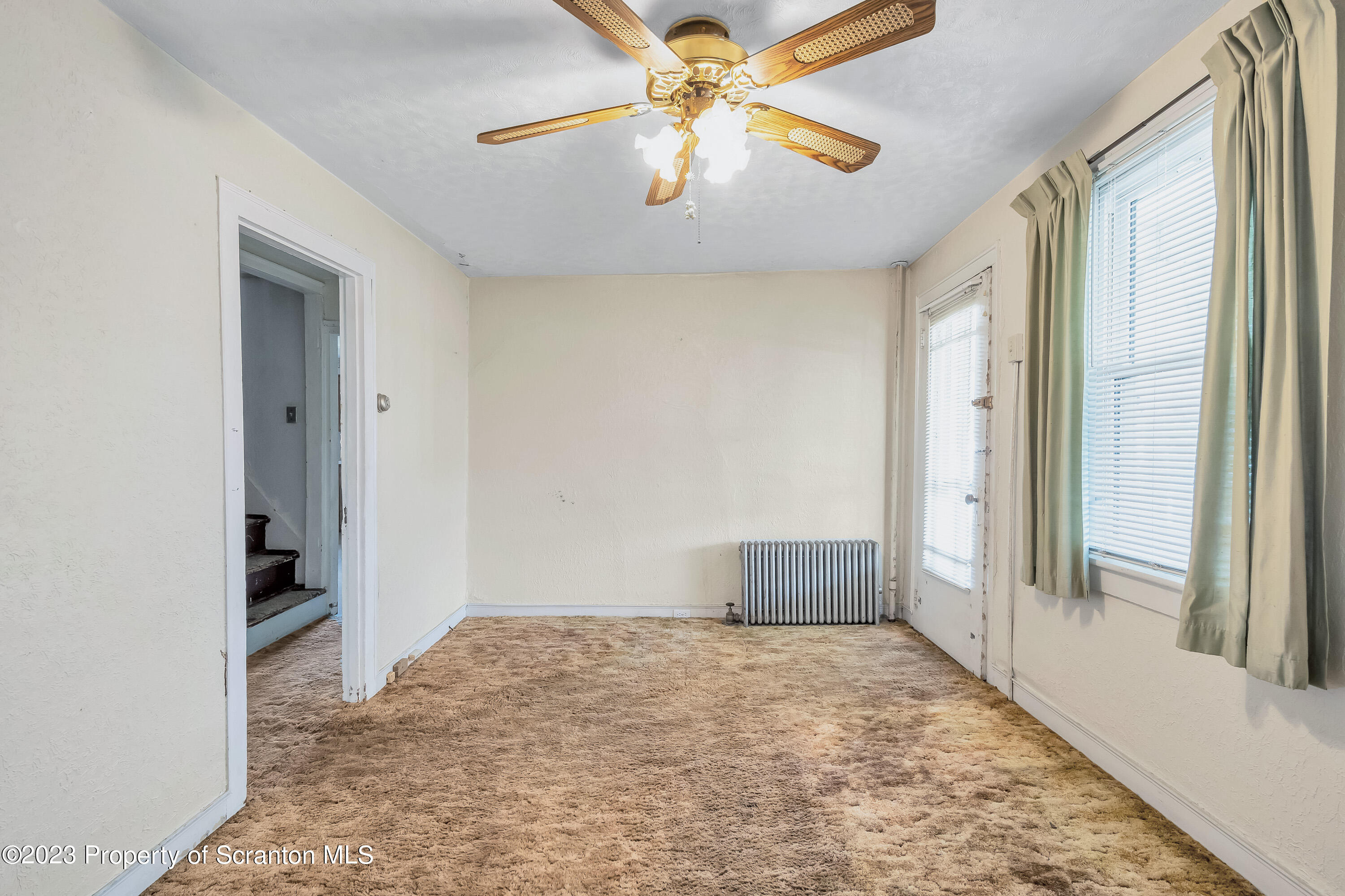 920 Roland Avenue Scranton, PA 18504 - Photo 3 of 20 Gallery Image 3
