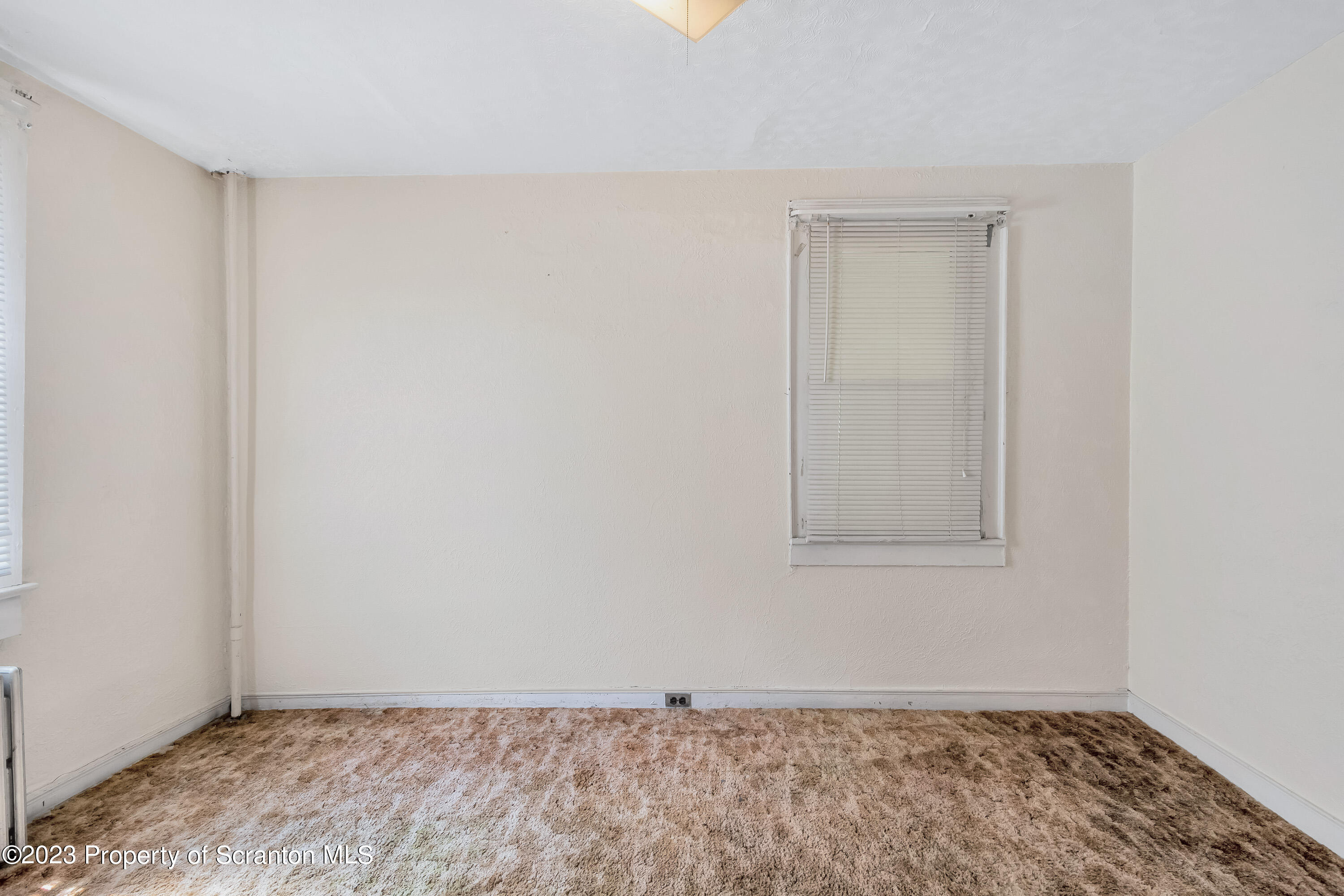 920 Roland Avenue Scranton, PA 18504 - Photo 4 of 20 Gallery Image 4