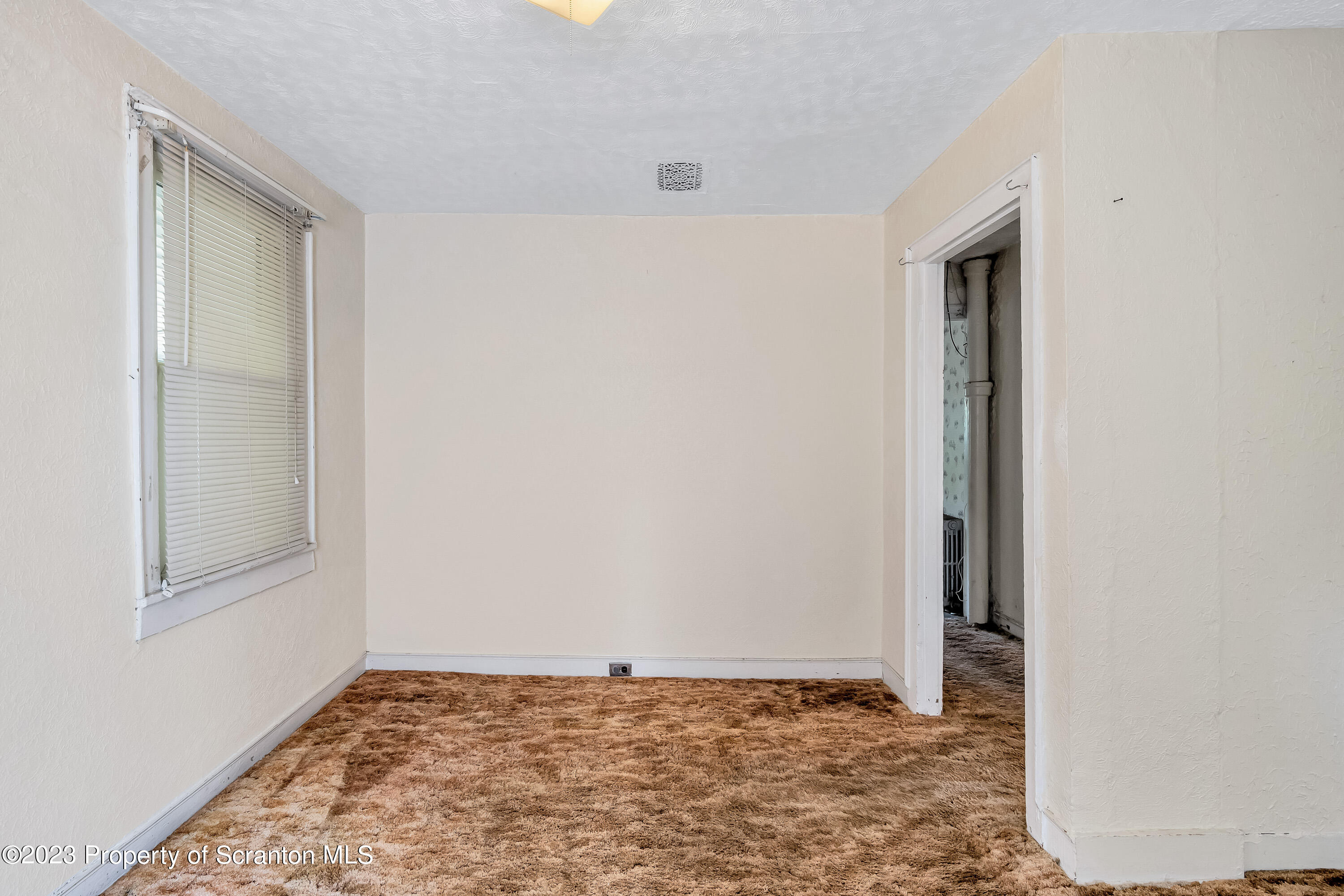 920 Roland Avenue Scranton, PA 18504 - Photo 5 of 20 Gallery Image 5