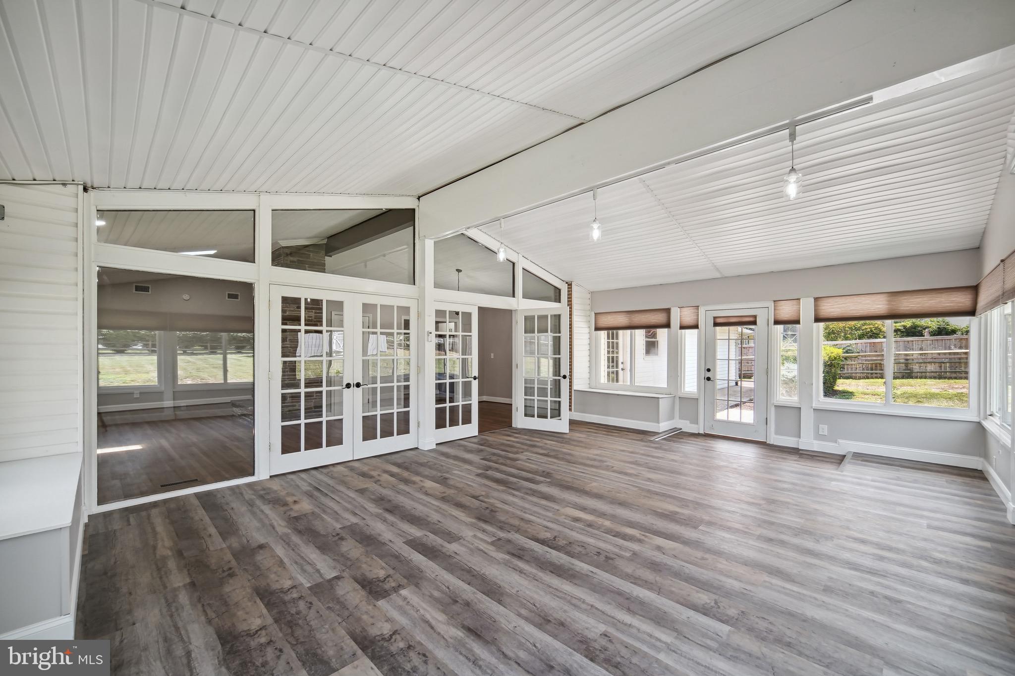 24404 Welsh Road Gaithersburg, MD 20882 - Photo 18 of 84 Gallery Image 18