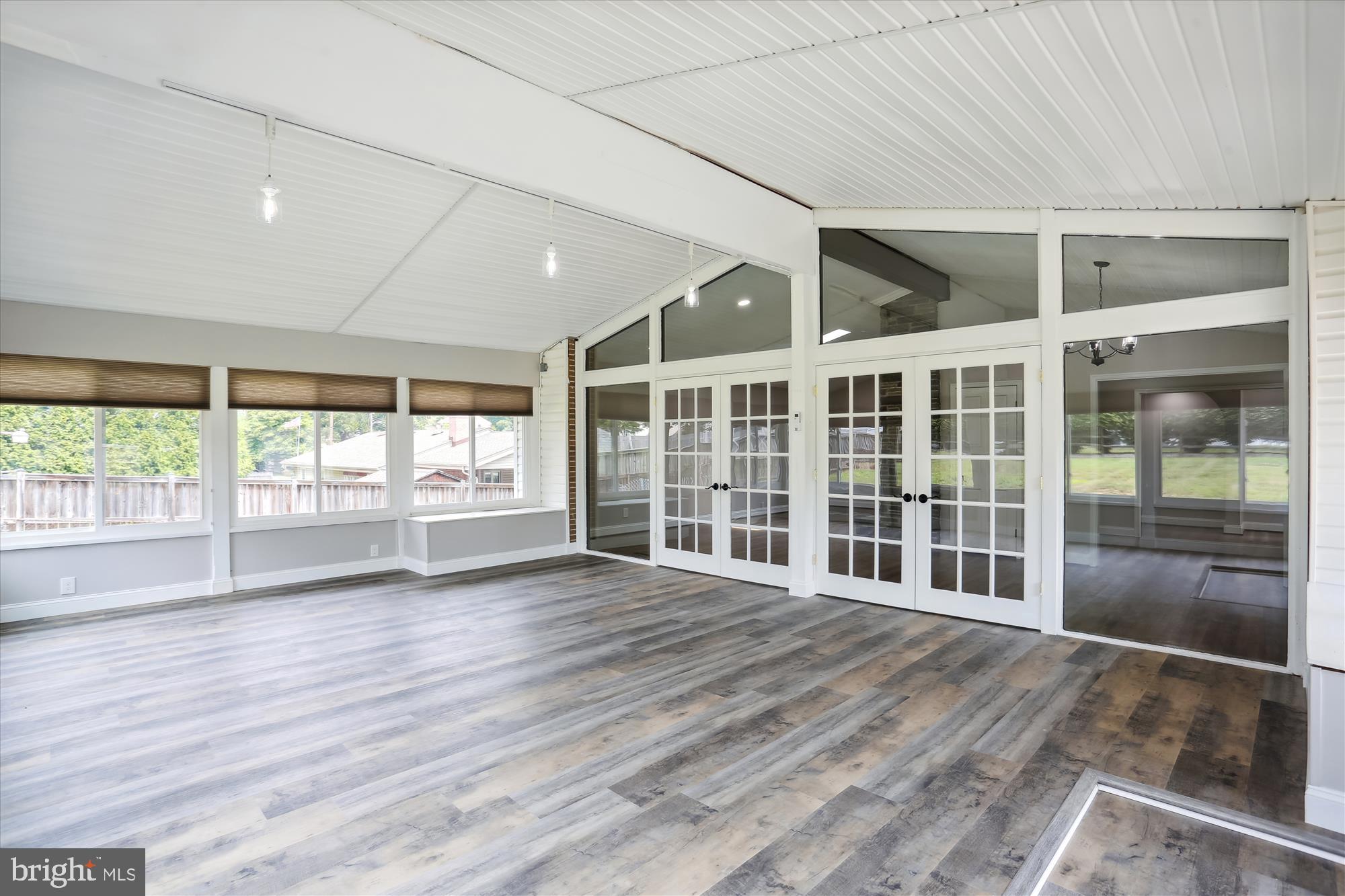 24404 Welsh Road Gaithersburg, MD 20882 - Photo 19 of 84 Gallery Image 19