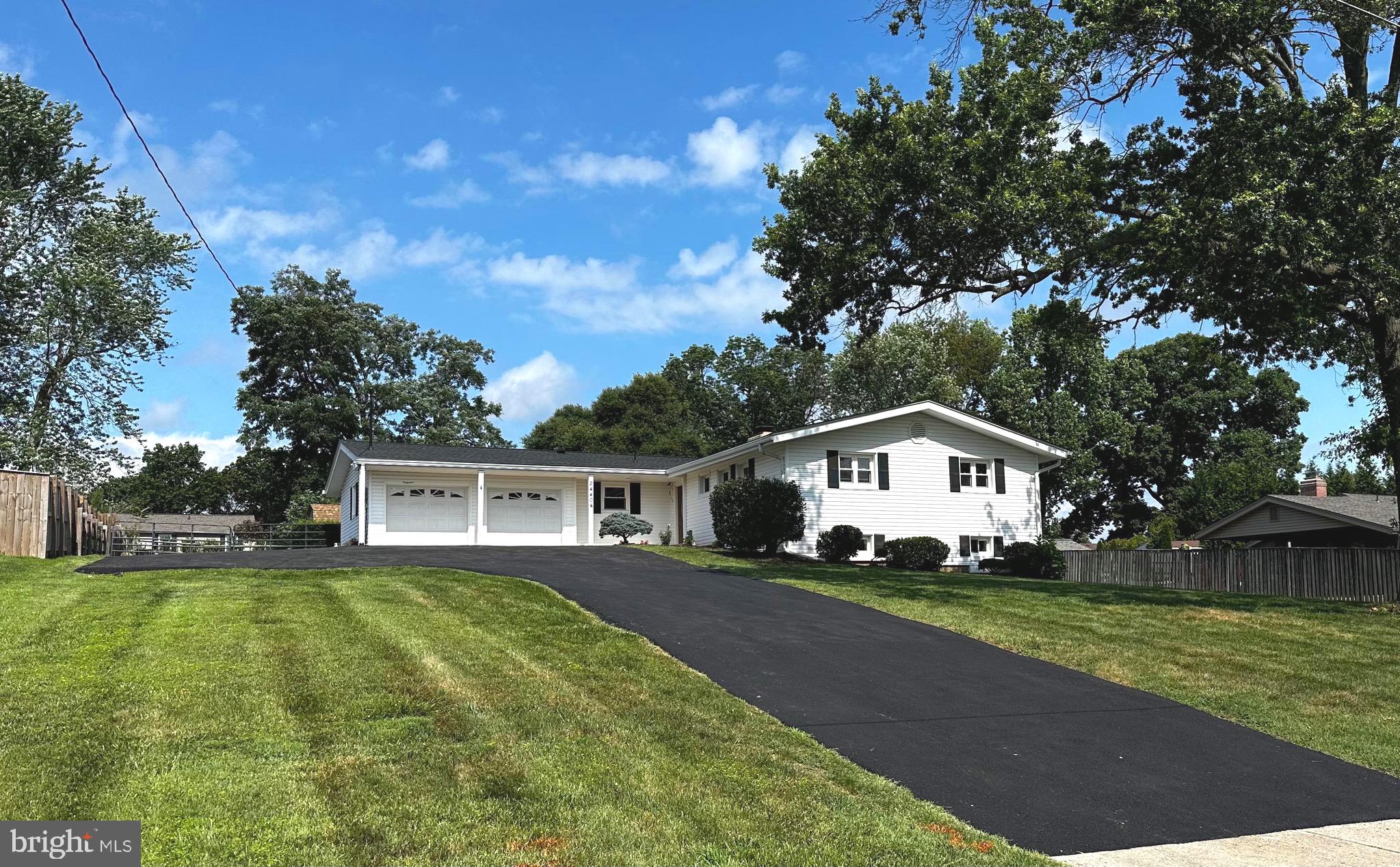 24404 Welsh Road Gaithersburg, MD 20882 - Photo 2 of 84 Gallery Image 2