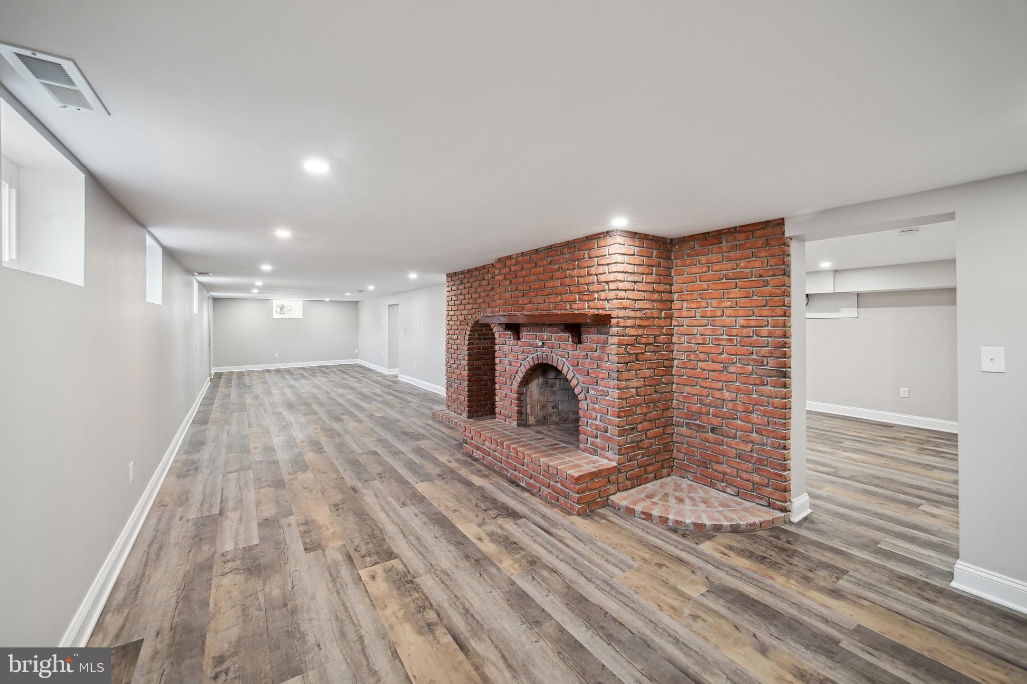 24404 Welsh Road Gaithersburg, MD 20882 - Photo 48 of 84 Gallery Image 48
