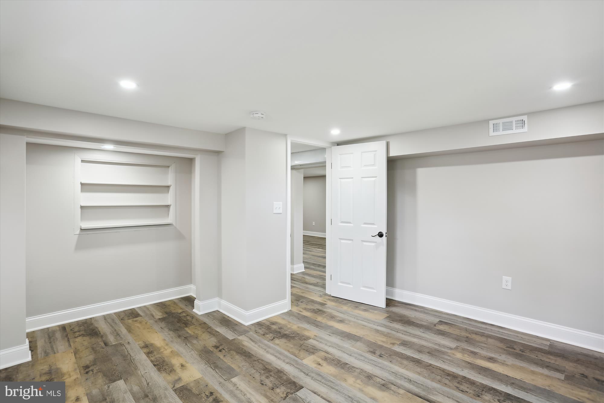24404 Welsh Road Gaithersburg, MD 20882 - Photo 58 of 84 Gallery Image 58