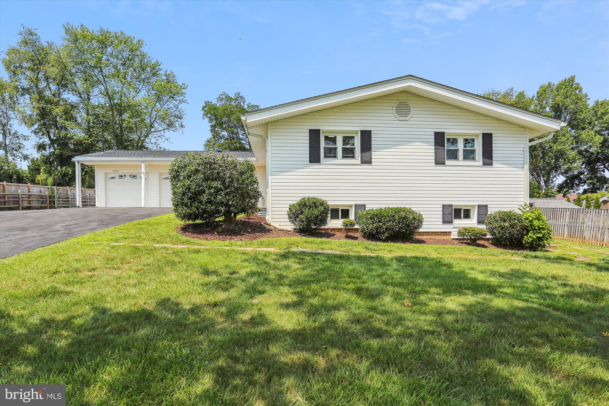 24404 Welsh Road Gaithersburg, MD 20882 - Photo 72 of 84 Gallery Image 72