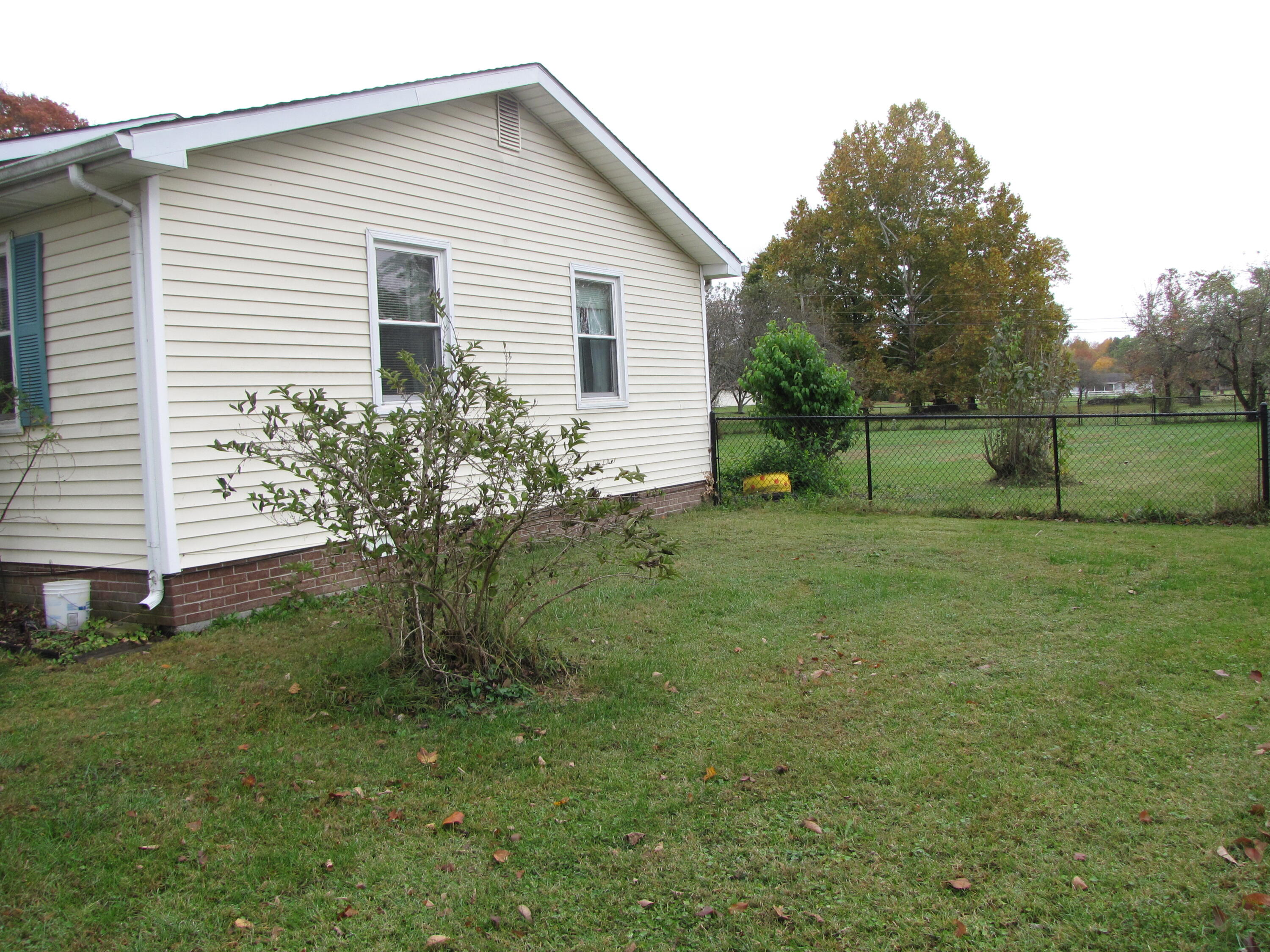 116 Johnson Road Berea, KY 40403 - Photo 7 of 36 Side