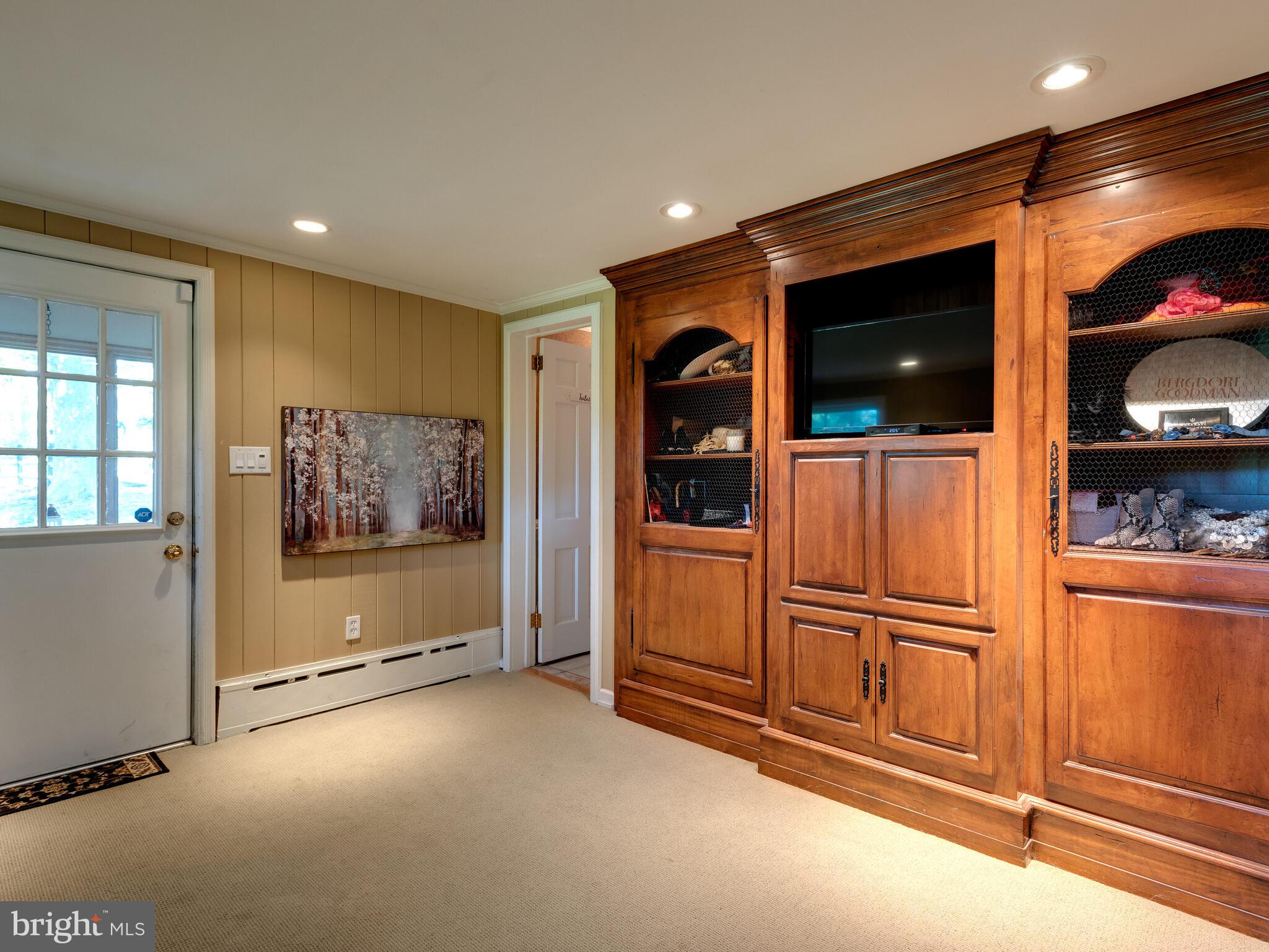 1538 Yellow Springs Road Chester Springs, PA 19425 - Photo 16 of 38 Den