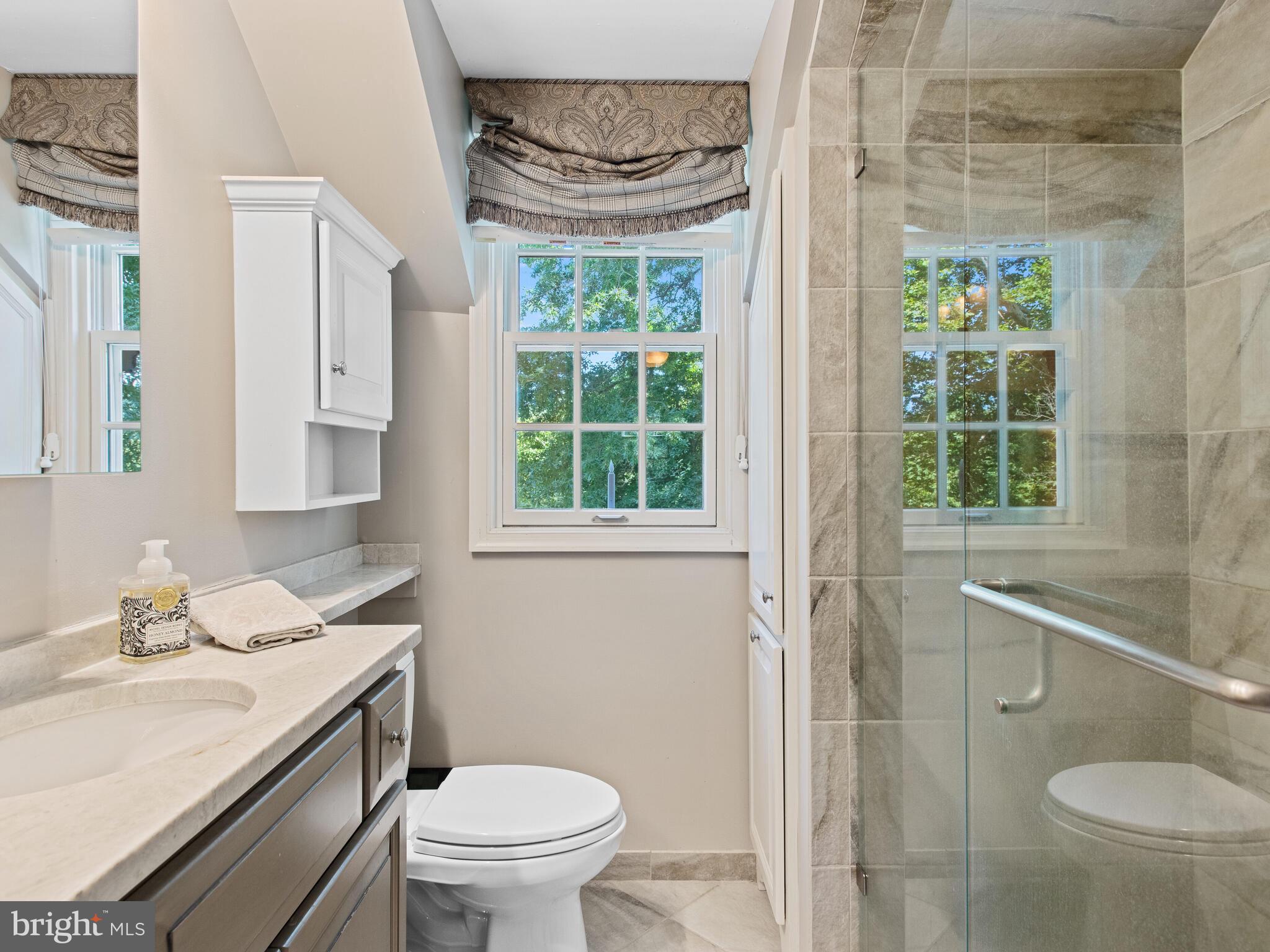 1538 Yellow Springs Road Chester Springs, PA 19425 - Photo 22 of 38 Hall Bath