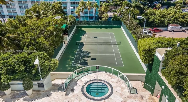 $3,250,000 | 1643 Brickell Avenue, Unit 1002, Miami, FL 33129