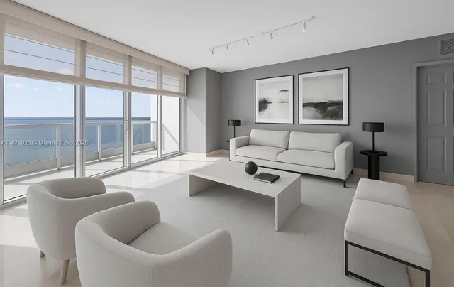 $3,250,000 | 1643 Brickell Avenue, Unit 1002, Miami, FL 33129