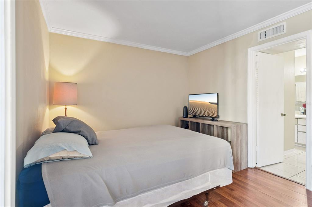 425 Wymore Road, Unit 201 Altamonte Springs, FL 32714 - Photo 6 of 50