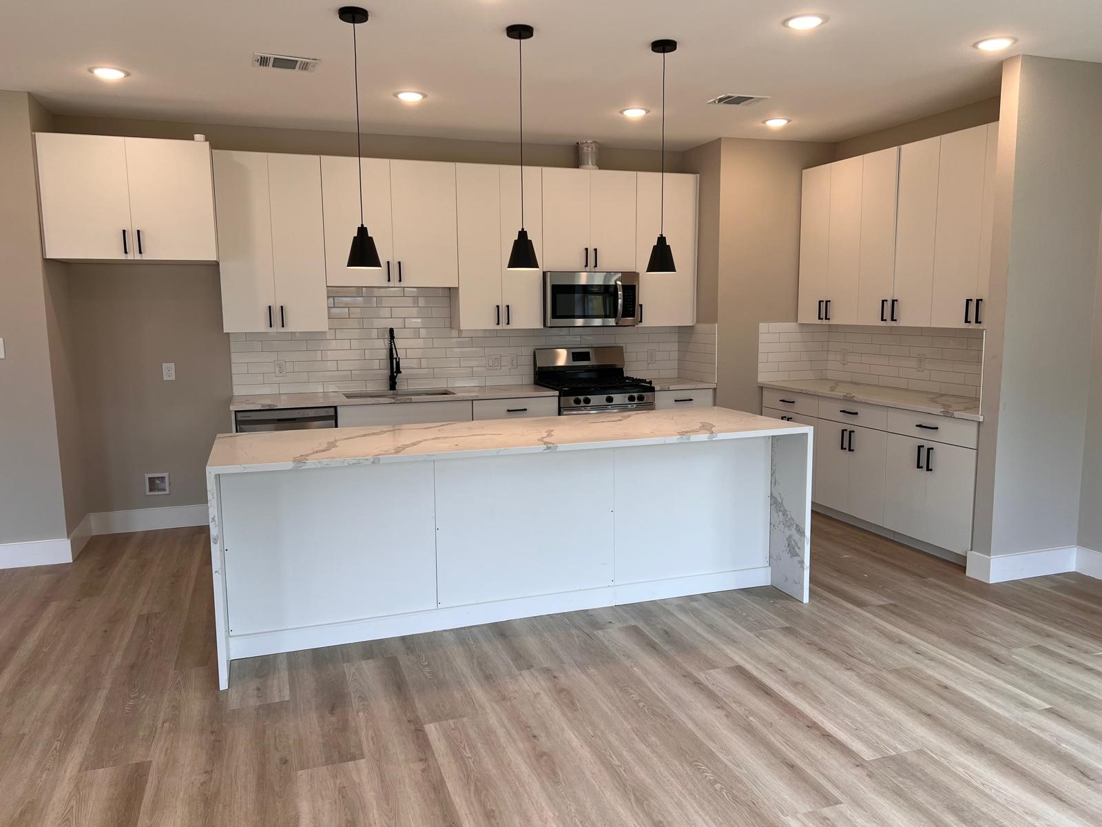 2610 Liguria Lane Spring, TX 77388 - Photo 4 of 13