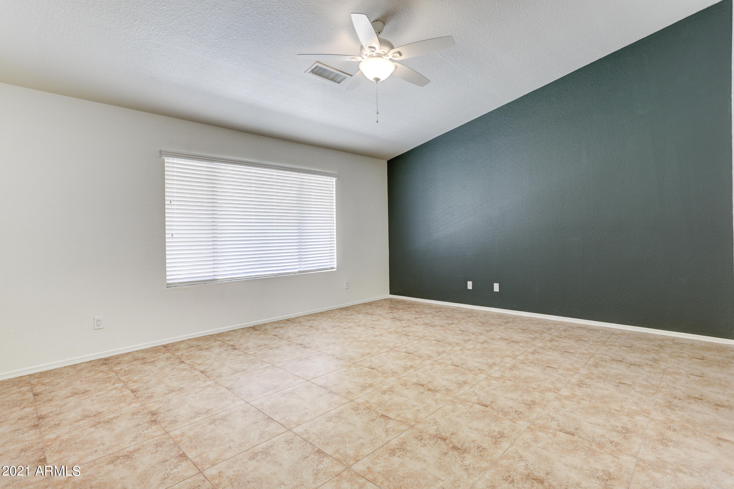 1641 East Fremont Road Phoenix, AZ 85042 - Photo 27 of 43 1641 E Fremont Rd-31 (1)