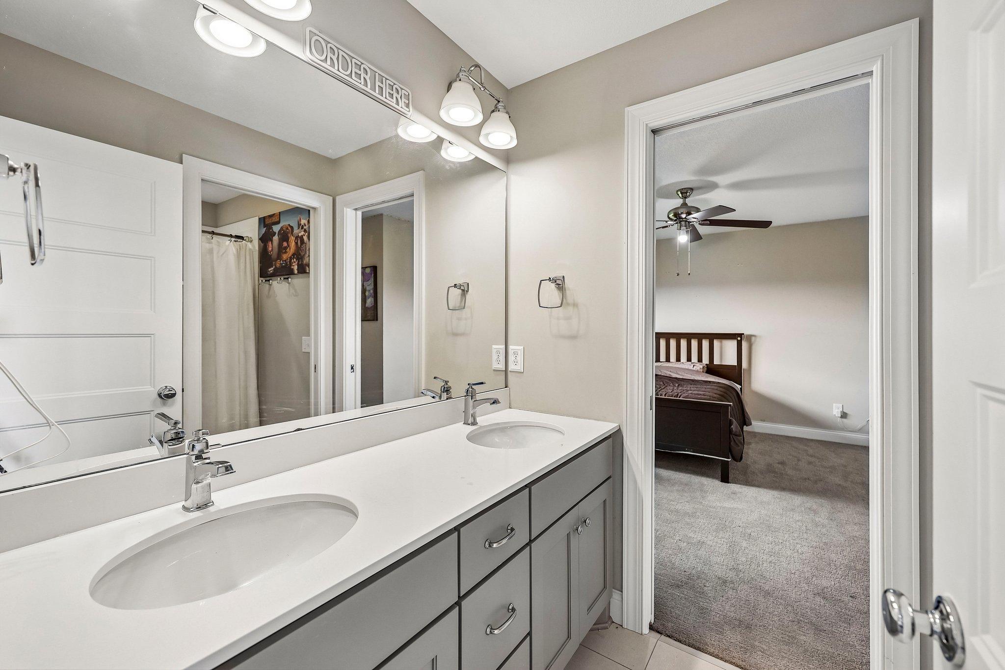 9058 Bur Oak Road Woodbury, MN 55129 - Photo 33 of 66 Gallery Image 33