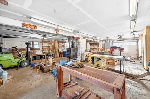 a view of living room with washer and dryer