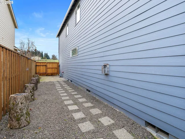 $620,000 | 51350 Southwest Randstad Street, Scappoose, OR 97056