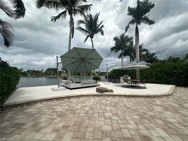 $535,000 | 4489 Southern Breeze Drive, Naples, FL 34114