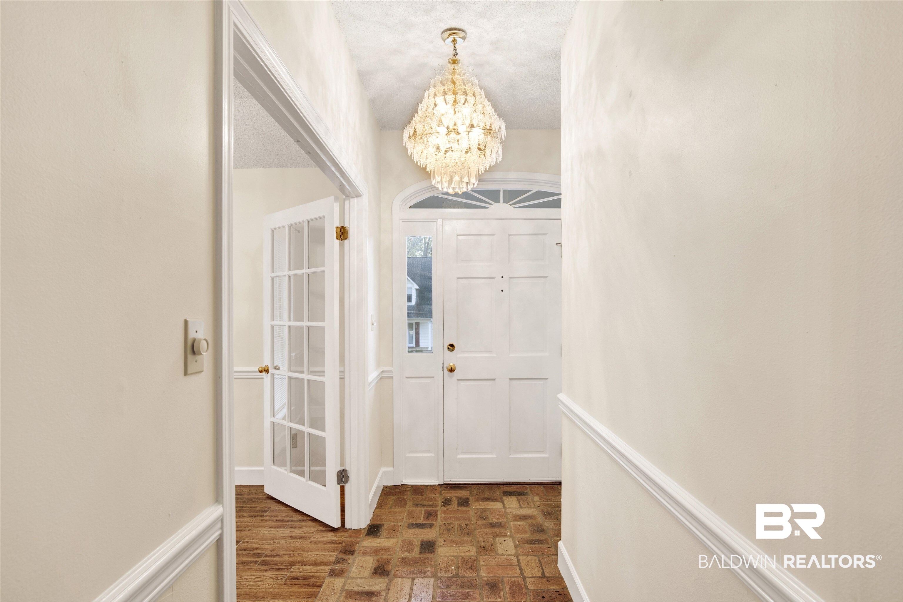 105 Lakeview Loop Daphne, AL 36526 - Photo 4 of 29 Gallery Image 4