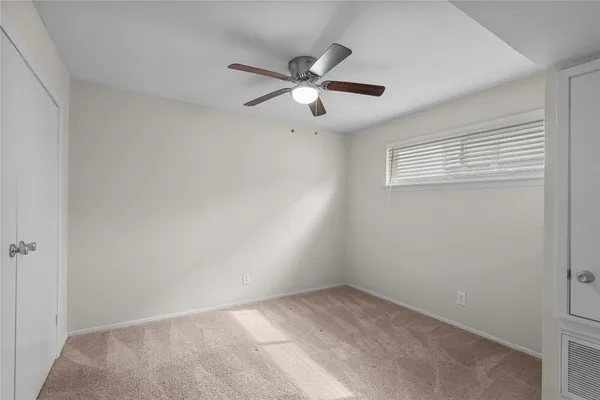 $1,075 | 102 Strand Street, Unit 4, Galveston, TX 77550