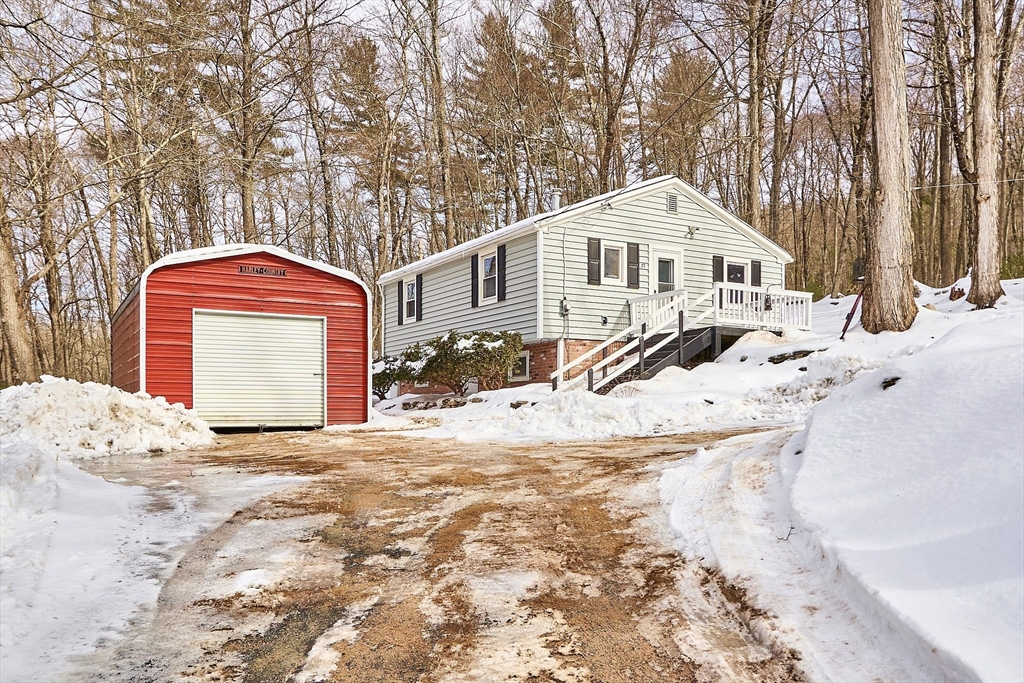 72 Amherst Road Belchertown, MA 01007 - Photo 1 of 33 Gallery Image 1