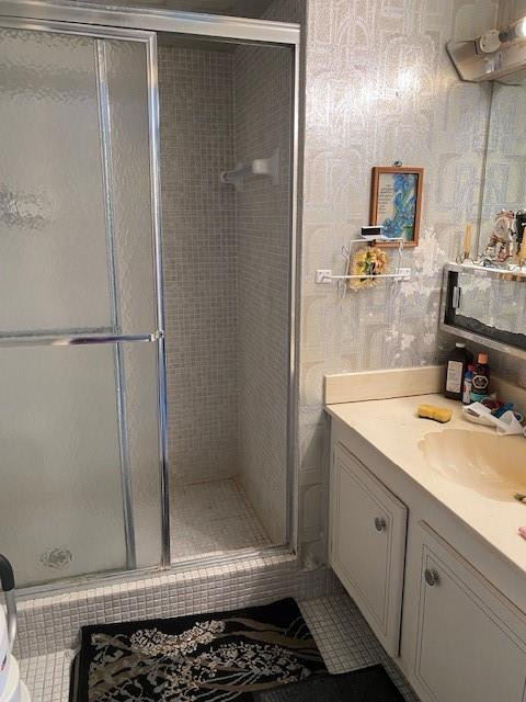 6100 Northwest 2nd Avenue, Unit 222 Boca Raton, FL 33487 - Photo 5 of 9 Guest Bath