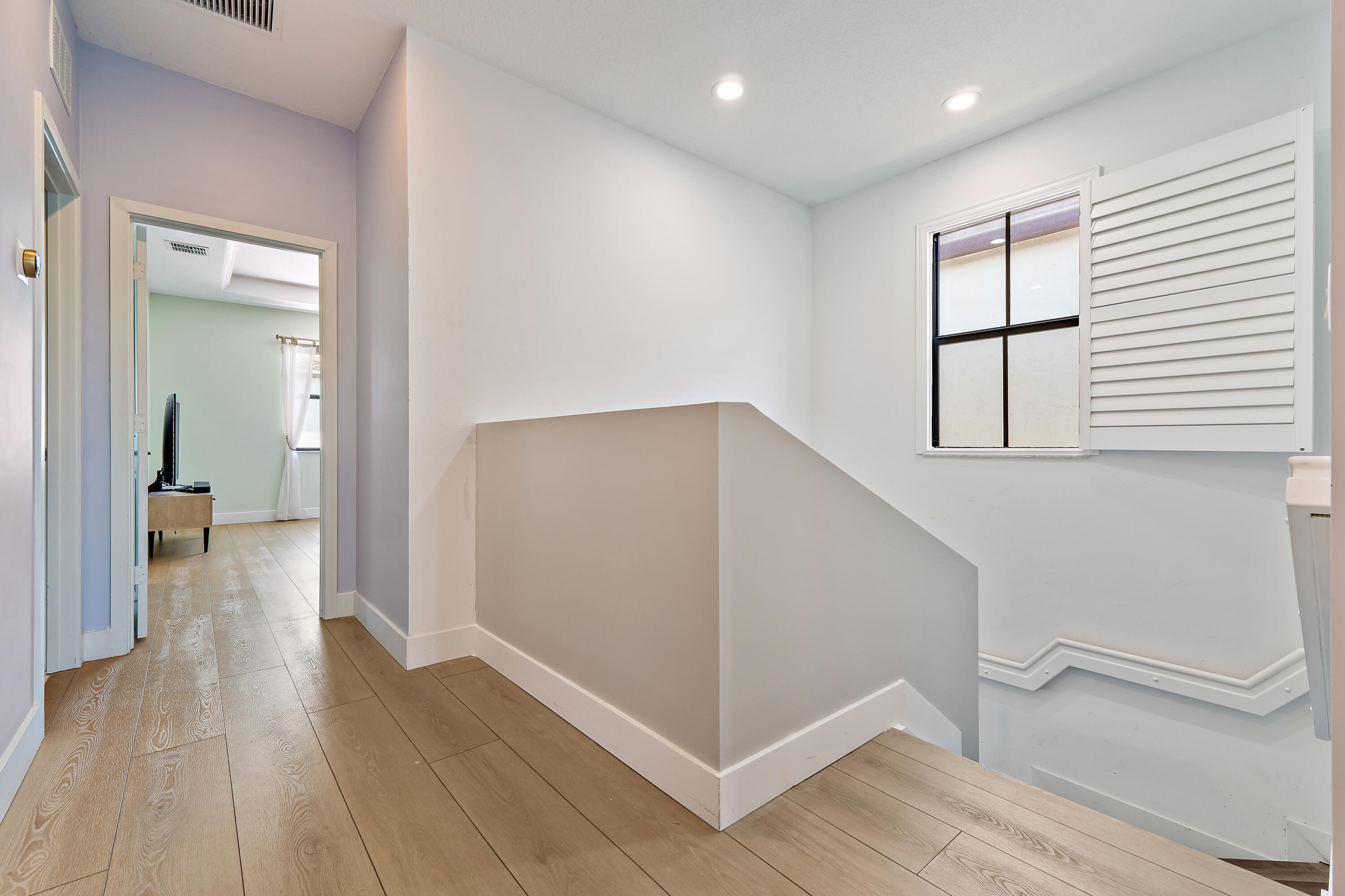 6024 Pine Tree Way Riviera Beach, FL 33410 - Photo 16 of 35 2nd Floor