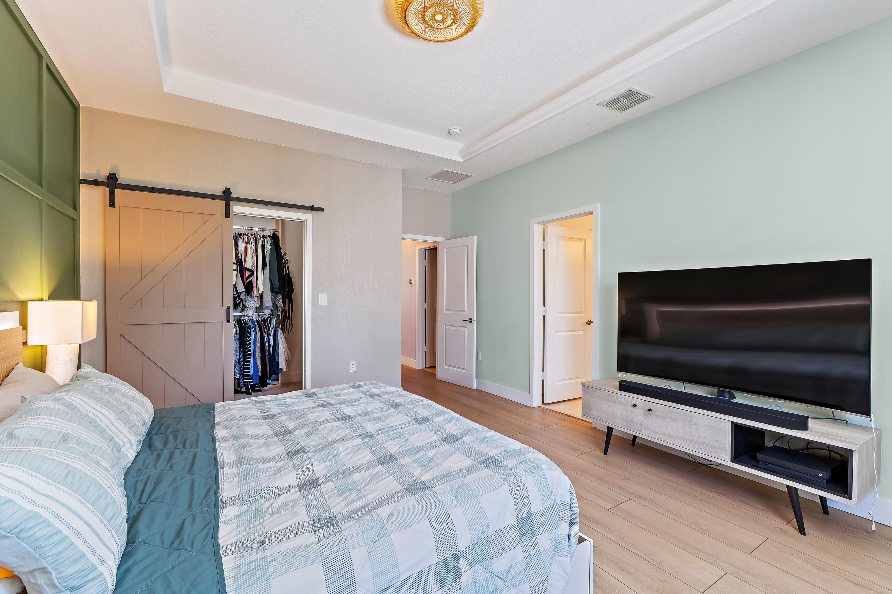 6024 Pine Tree Way Riviera Beach, FL 33410 - Photo 20 of 35 Primary