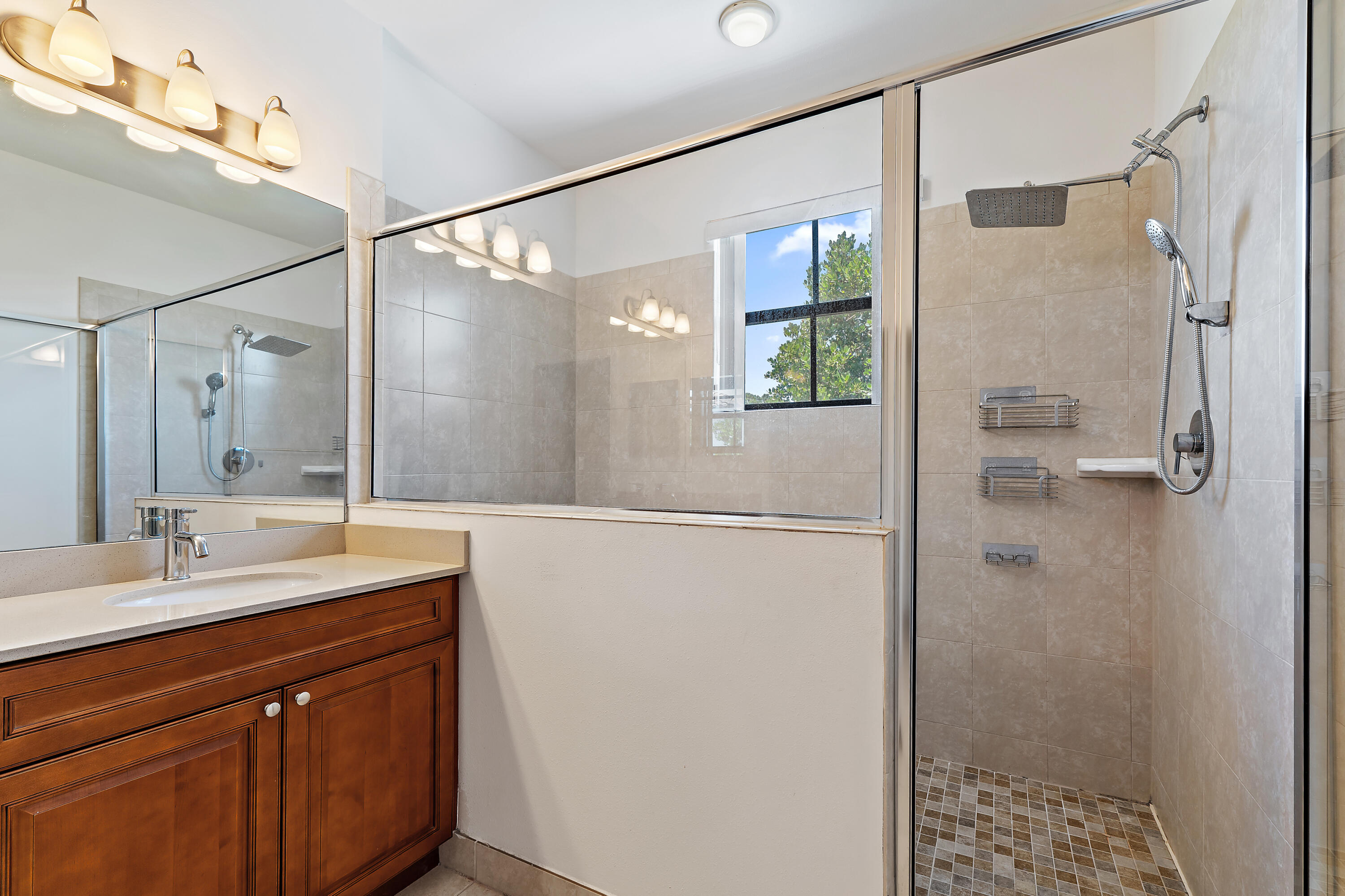 6024 Pine Tree Way Riviera Beach, FL 33410 - Photo 22 of 35 Primary