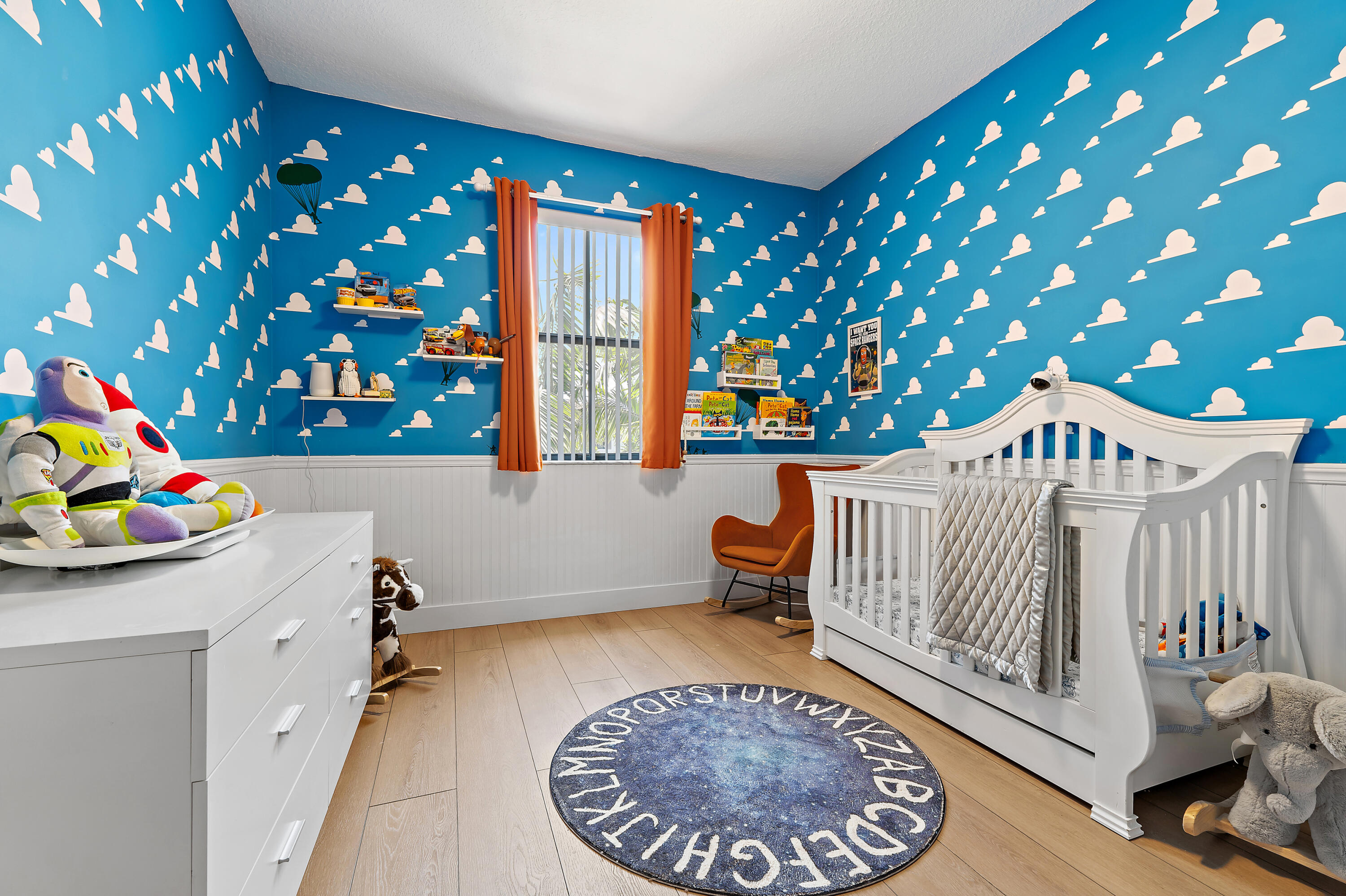 6024 Pine Tree Way Riviera Beach, FL 33410 - Photo 25 of 35 2nd Bedroom