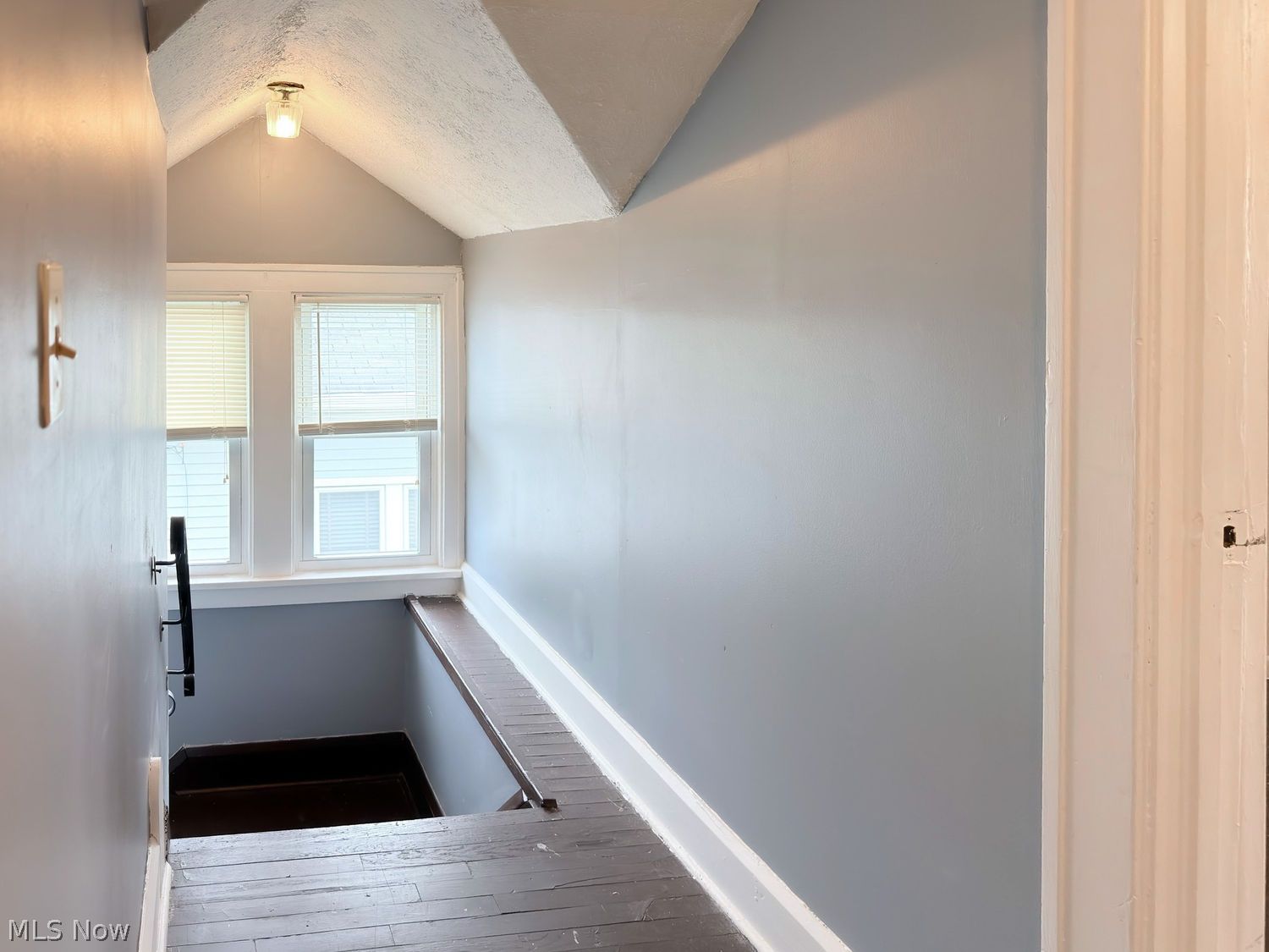 12721 North Road Cleveland, OH 44111 - Photo 19 of 30 Gallery Image 19