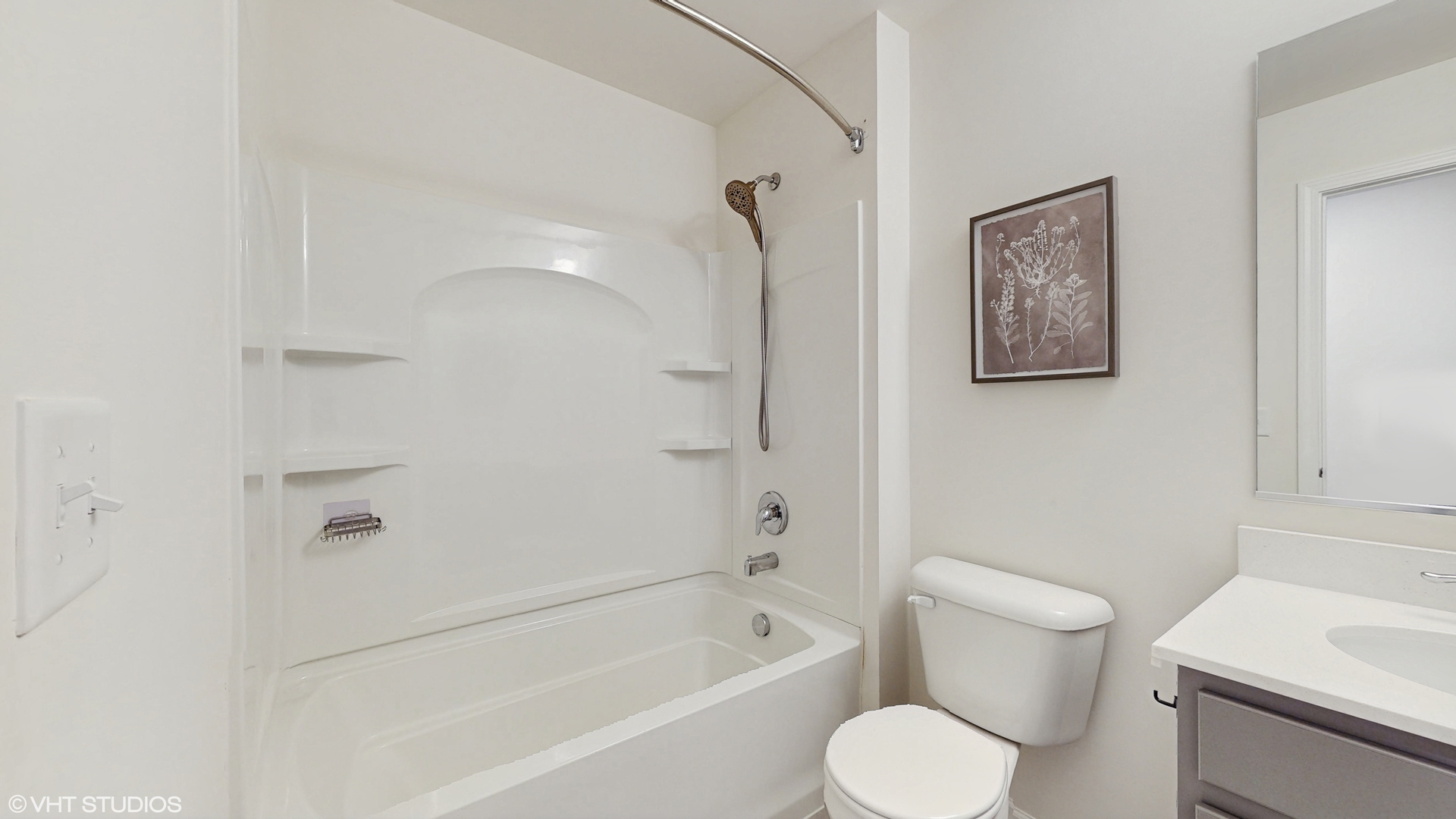 268 Hoffmann Drive, Unit 268 Buffalo Grove, IL 60089 - Photo 25 of 37 a bathroom with a toilet and a bath tub