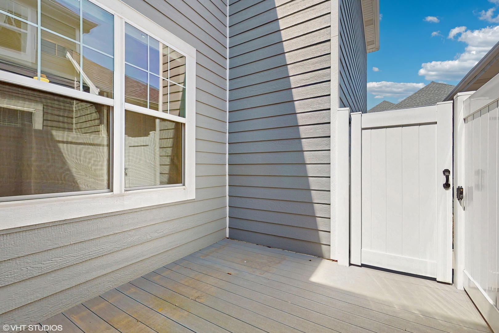 268 Hoffmann Drive, Unit 268 Buffalo Grove, IL 60089 - Photo 34 of 37 a view of front door and deck of the house