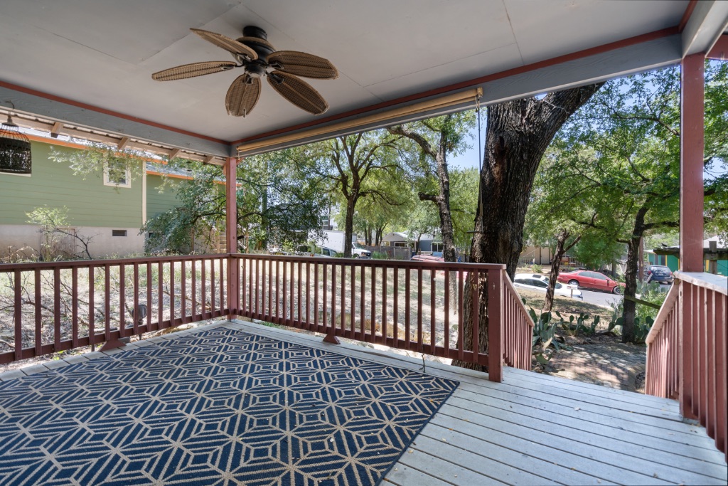 1211 Delano Street Austin, TX 78721 - Photo 27 of 30