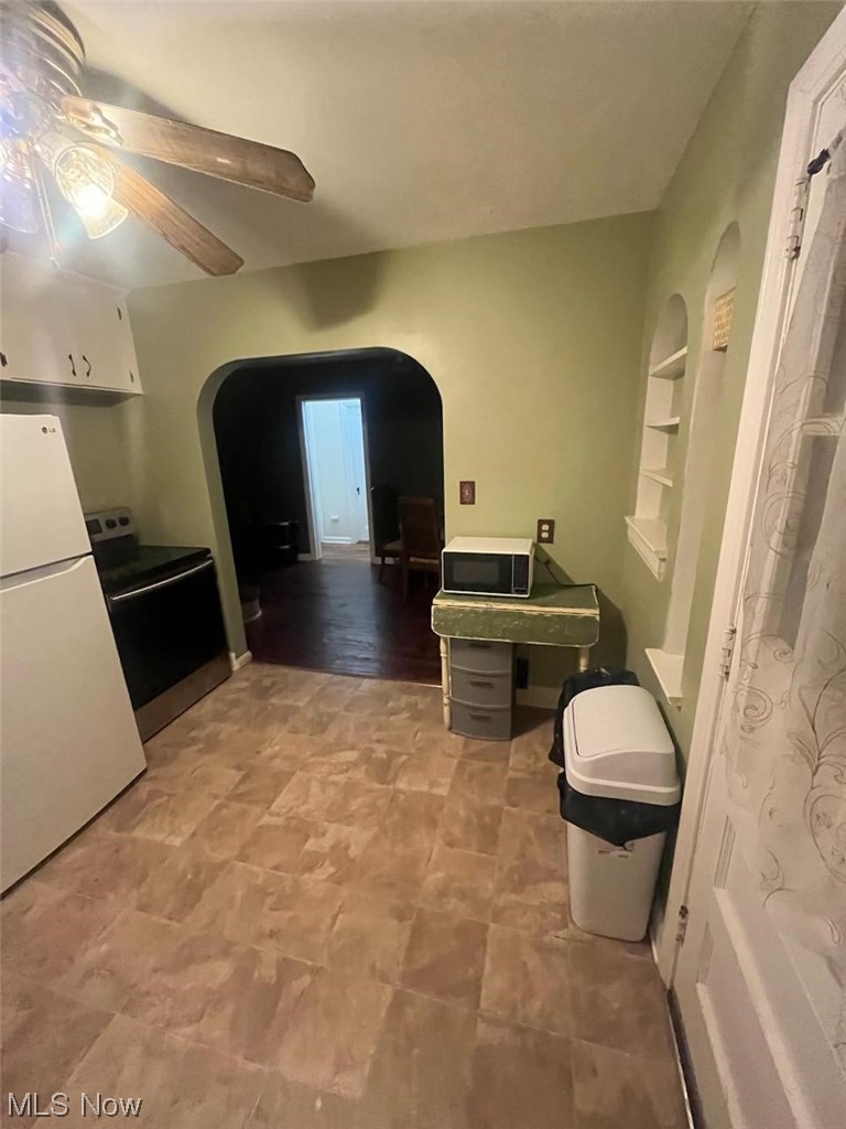 2444 Manchester Road Akron, OH 44314 - Photo 22 of 26