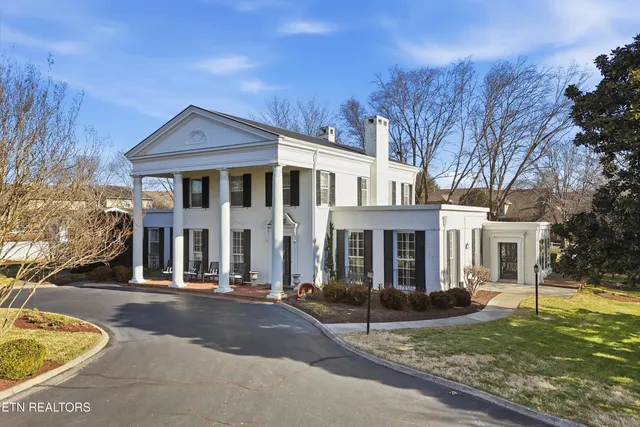 $700,000 | 1135 Evelyn Mae Way, Knoxville, TN 37923