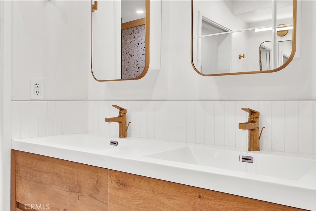 745 Main Street El Segundo, CA 90245 - Photo 28 of 42