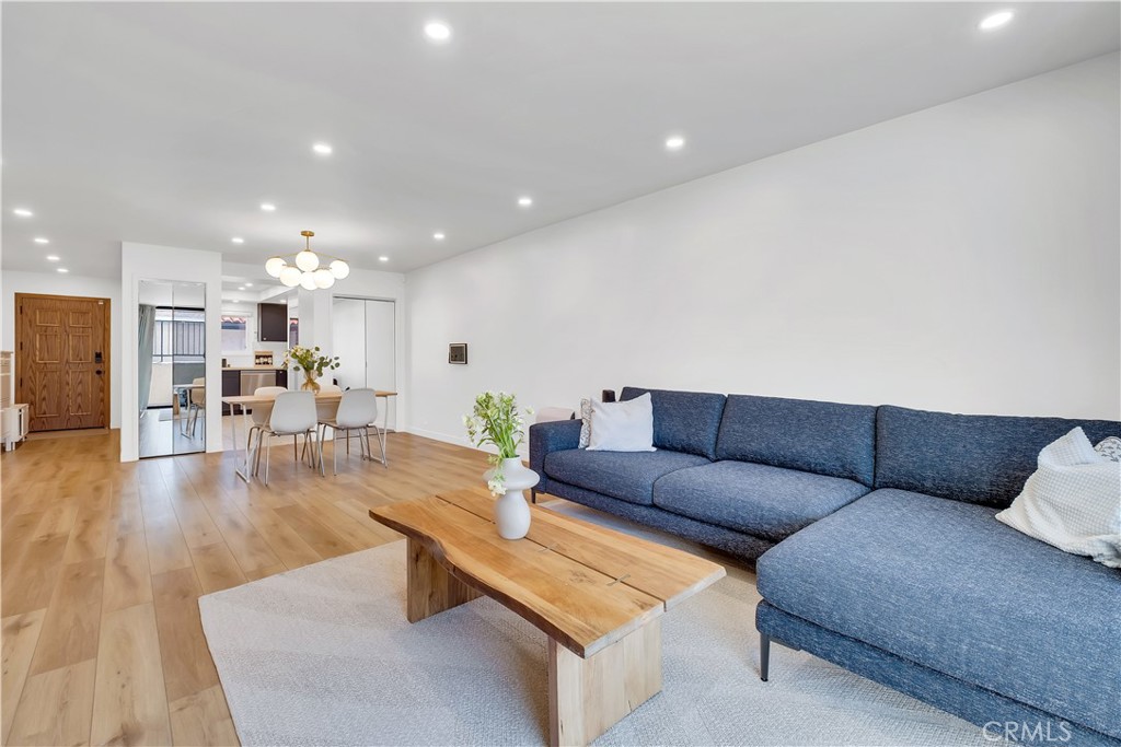 745 Main Street El Segundo, CA 90245 - Photo 6 of 42