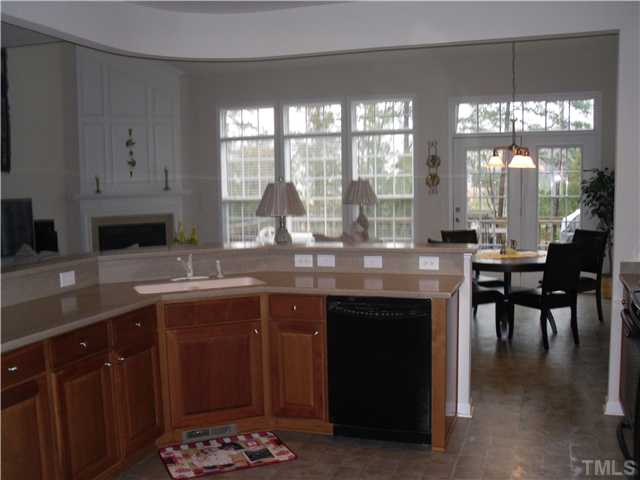 8140 Sommerwell Street Raleigh, NC 27613 - Photo 13 of 23 Gallery Image 13