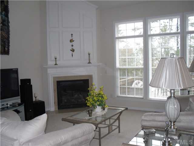 8140 Sommerwell Street Raleigh, NC 27613 - Photo 7 of 23 Gallery Image 7