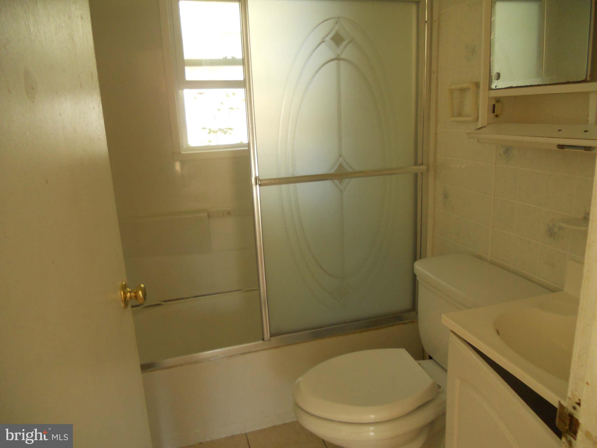 8311 Allentown Road Fort Washington, MD 20744 - Photo 8 of 16 Bath