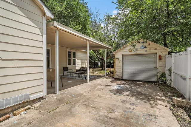 a view of a house with a garage