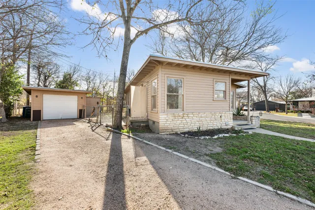 $575,000 | 1300 Harriet Court, Austin, TX 78756