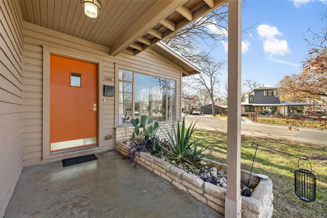 $575,000 | 1300 Harriet Court, Austin, TX 78756