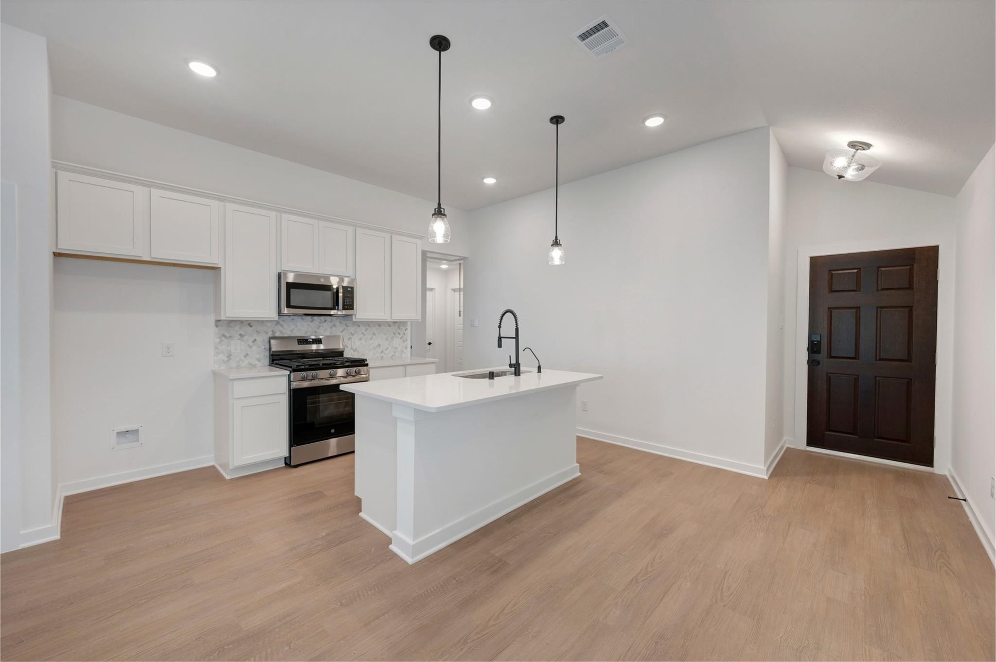 32506 Lantana Fields Road Fulshear, TX 77441 - Photo 12 of 41 Gallery Image 12